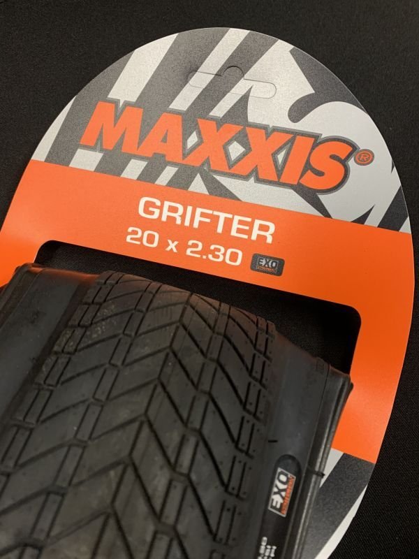 画像1: MAXXIS/GRIFTER TIRE (20x2.3)