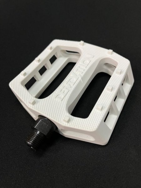 画像1: DEMOLITION/TROOPER PC PEDAL(WHITE) (1)